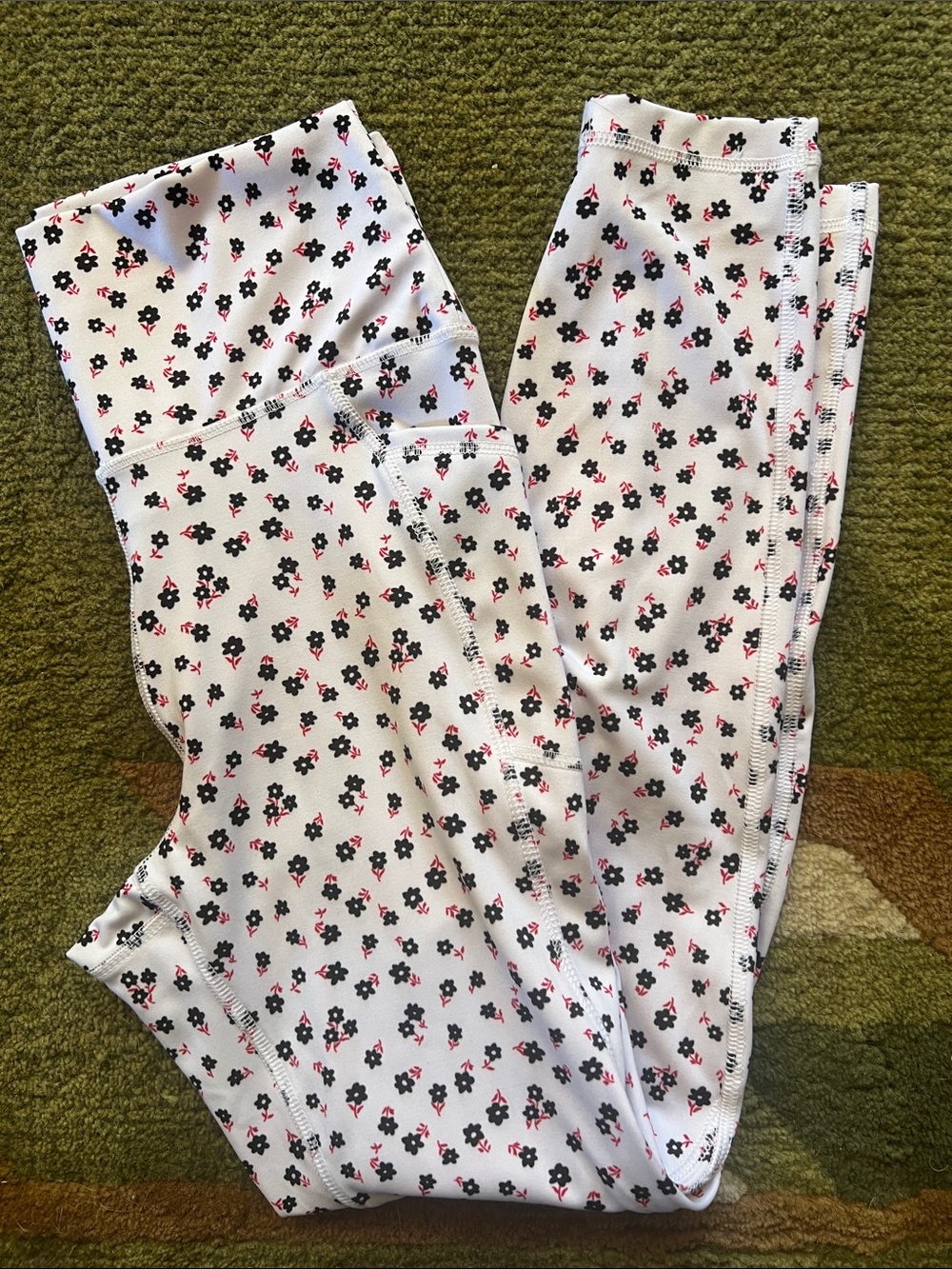 Gottex White Leggings with Black and Red Floral Print Size Small